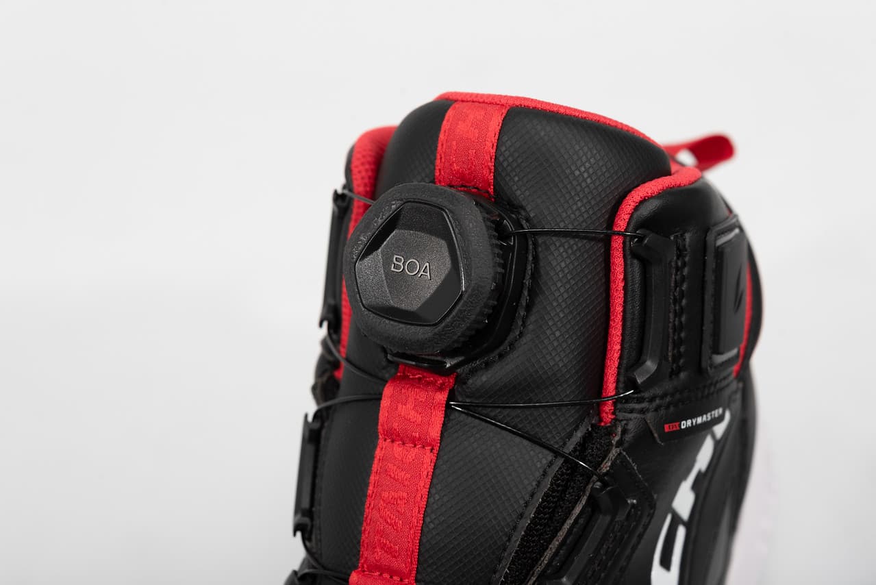 Giày moto touring Taichi RSS-013