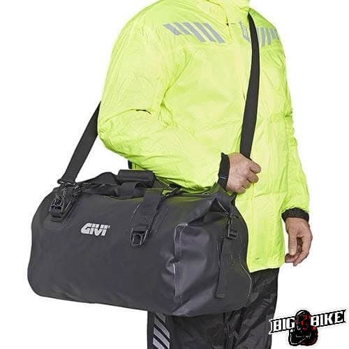 Givi EA115BK motorcycle roll bag