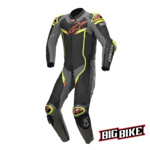 beautiful touring clothing