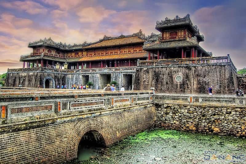 Quần thể di tích Cố Đô Huế