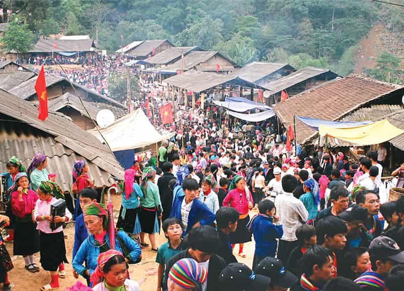 phuot-ha-giang-16 cho-tinh-khau-vai