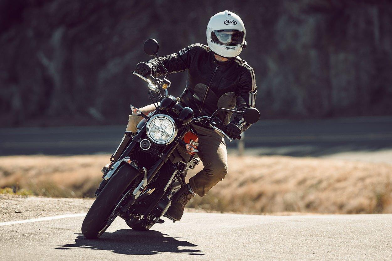 Mũ bảo hiểm fullface - người bạn đáng tin cậy của anh em biker
