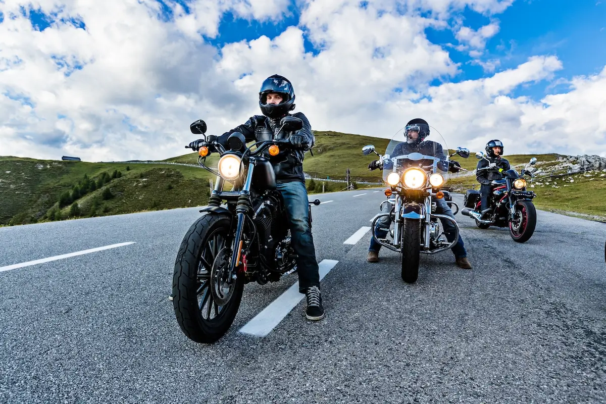 Tổng hợp top 5 kinh nghiệm đi phượt bằng xe máy, moto an toàn
