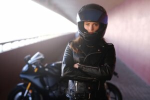 Top các mũ bảo hiểm phượt cho nữ an toàn, thời thượng