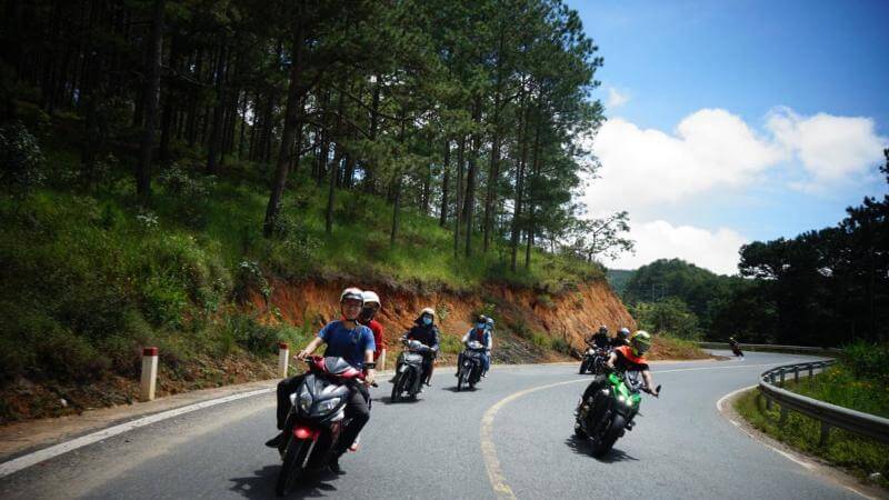 Các kinh nghiệm và gợi ý 5 mẫu xe tay ga đi tour, đi phượt tốt