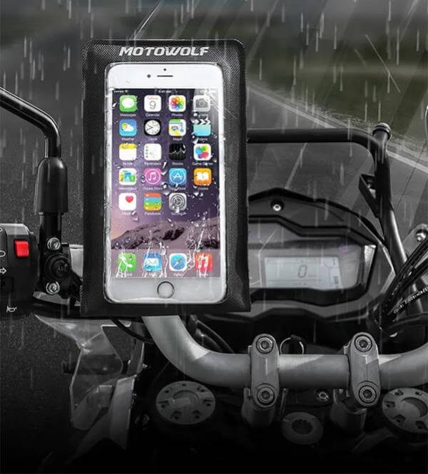 gia-do-dien-thoai-gan-xe-moto-2