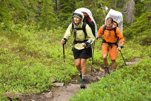Đi Trekking Cần Chuẩn Bị Gì? 9 Vật Dụng Nhất Định Phải Có