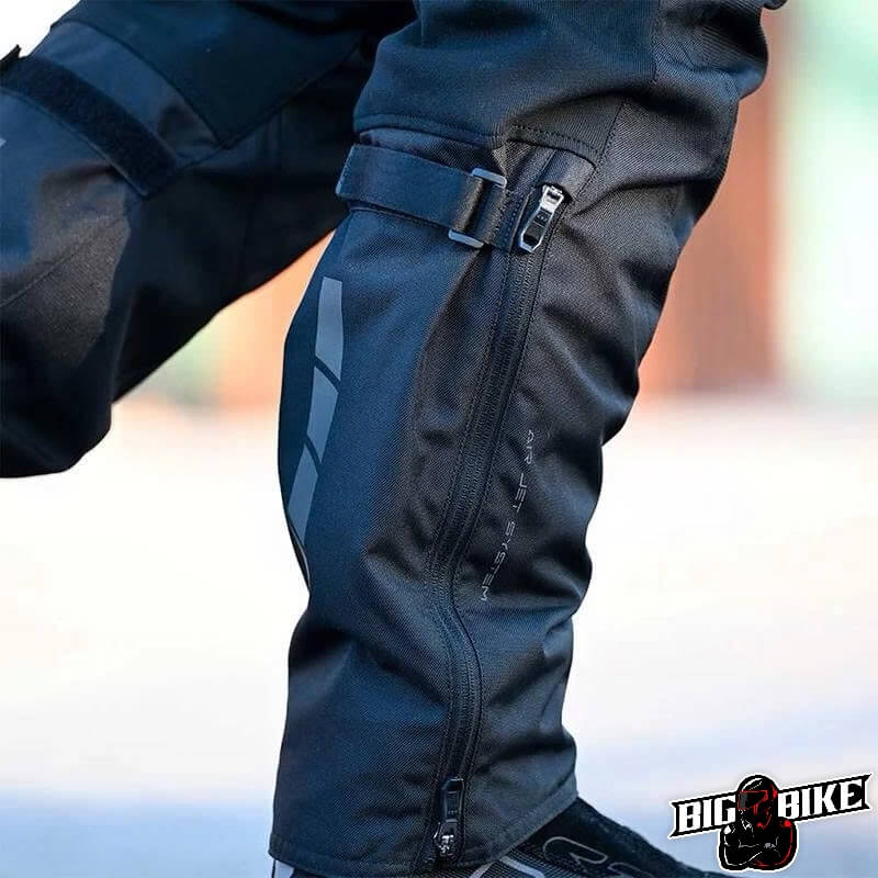 Thiết kế dây kéo và dây đai giúp fit body